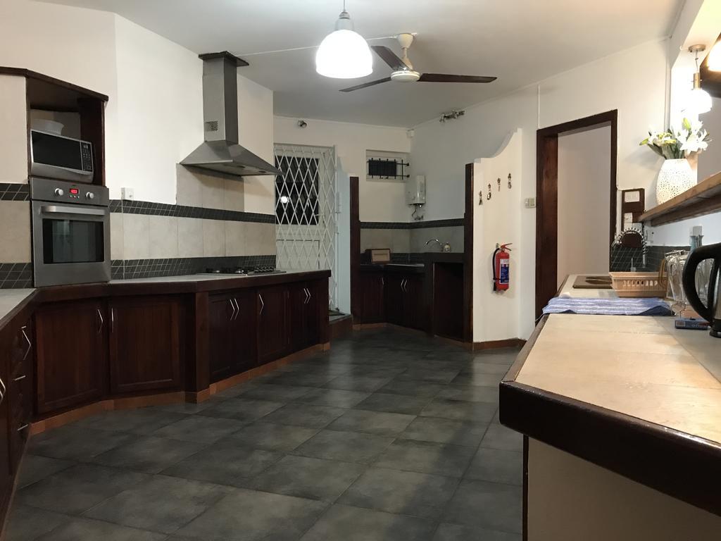 H&K Villa Блу-Бэй Экстерьер фото
